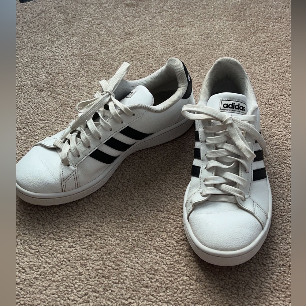Addis’s shoes